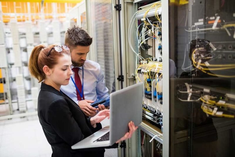 WHY YOUR BUSINESS NEEDS SERVER MAINTENANCE SERVICES IN DUBAI