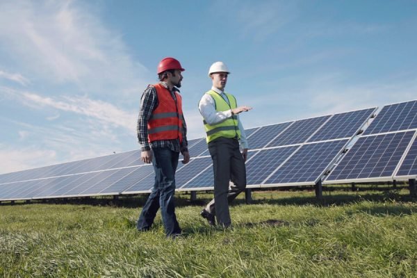 Navigating the Solar Industry: A Guide to Solar Company Growth