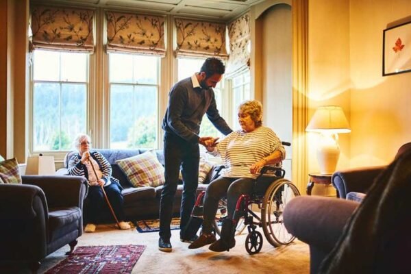 How To Help Your Loved One Adjust To Living In A Care Home