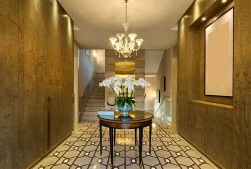 Transforming Foyer Spaces with Elegant Lighting